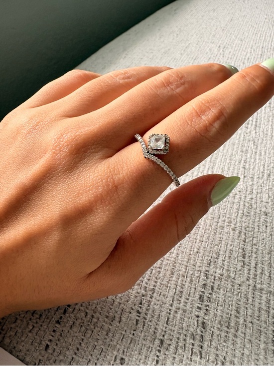 Pandora Jewelry - Pandora Square Sparkle Wishbone Ring Size 8